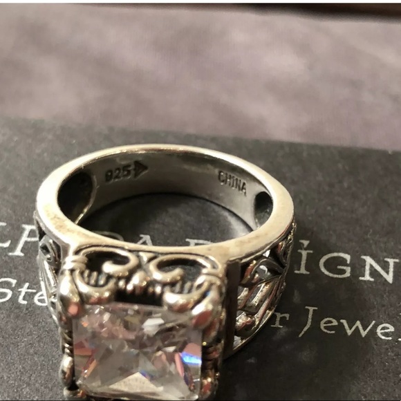 Silpada ‘Uptown’ Cubic Zirconia Sterling Ring R0981 - Picture 11 of 12